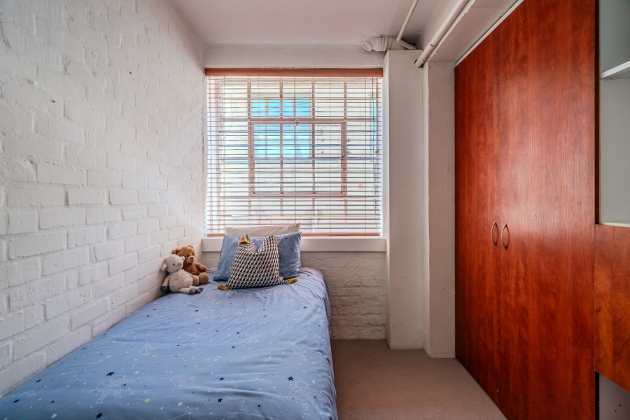 2 Bedroom Property for Sale in Gardens Western Cape